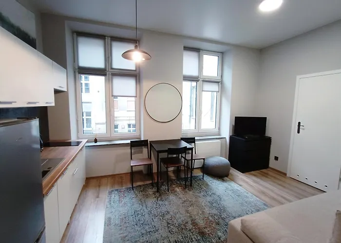 Steelpoint Apartments Jaracza 15